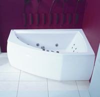 Ze względu na ekonomiczność zajmowanej powierzchni popularne są wanny narożne