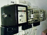 Podliczniki umożliwiają śledzenie zużycia prądu, a tym samym efektywności ekonomicznej oraz oszczędności związanych z pracą urządzenia