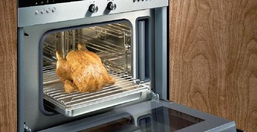 Zaawansowana elektronika z 52 programami automatycznymi – piekarnik HB 36D570 z linii compact 45