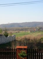 Wykusz jadalni oraz widok spod drzwi wejściowych