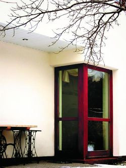 Wyjście z jadalni na taras.