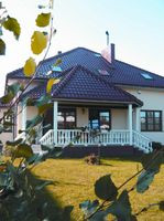 Dom od strony ogrodu