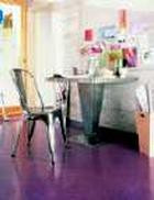 Małe miejsce do pracy. Ot, do napisania listu