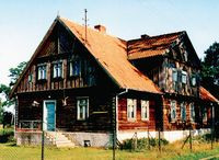 Dom drewnem malowany