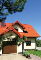 Wysunięty do przodu &#8211; i dodatkowo przedłużony &#8211; garaż