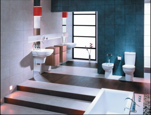 Dojście do części kąpielowej mogą wyznaczyć szerokie, podświetlane schody.