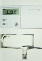 Sterownik OPTIMA wsp&oacute;łpracuje z regulatorem temperatury wewnętrznej