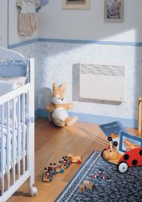 Grzejniki elektryczne konwekcyjne mają u góry lustro kratki wylotowe ogrzanego powietrza