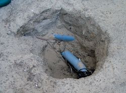 Przecięta instalacja dolnego źr&oacute;dła