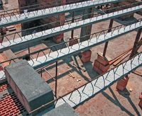 Pustaki stropowe to najlepszy szablon do równego ułożenia belek