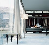 Garderoby, składy, schowki