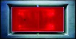 producenci wanien coraz częściej jako dodatek oferują zestaw do terapii kolorami: czerwony