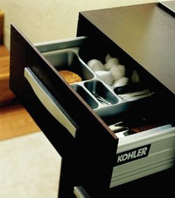 Przegr&oacute;dki i szufladki zachwycą każdą kobietę