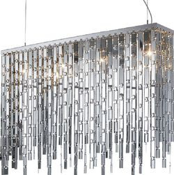 Lampa Glitter firmy Axo Light, wykreowana w studio Candido e Mammini – kaskada drobnych elementów z lustrzanego szkła na ramie z polerowanej stali