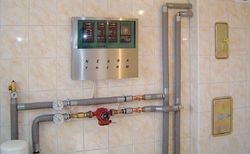 Energooszczędny system grzewczy: pompa ciepła współpracująca z wodnym ogrzewaniem podłogowym 