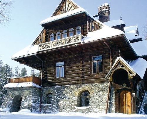 Dzieło sztuki Stanisława Witkiewicza, dwór w stylu zakopiańskim dla rodziny Pawlikowskich