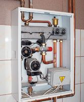 Układ podmieszania, dzięki któremu ogrzewanie podłogowe i grzejniki „otrzymują” różne temperatury wody zasilającej