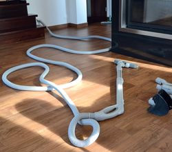 Rura o długości 9 m oraz akcesoria do sprzątania