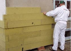 Izolacyjność ścian wielowarstwowych zależy przede wszystkim od grubości warstwy ocieplenia