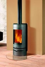 Modeli VOGUE z nowej linii piecyk&oacute;w STYLO LINE firmy Edilkamin