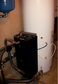 Solar kit umożliwiający wsp&oacute;łpracę powietrznej pompy ciepła firmy Daikin z panelami słonecznymi