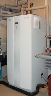 Pompa ciepła DHP-L 16 o mocy produkowanej 16 kW