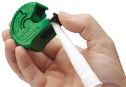 Otwieracz do kartuszy firmy Den Braven