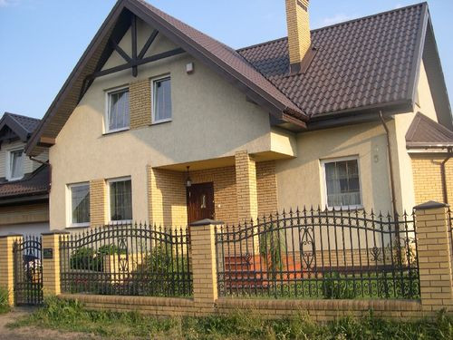 KOLOROWE ELEWACJE Z SILIKATU