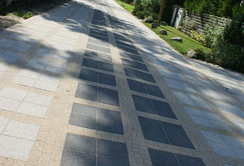 Kostka Quadro z linii Libet Decco - deptak w Rewalu