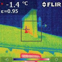 Mostek termiczny na kominie - kamera termowizyjna