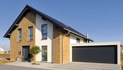 Jeszcze więcej kolorów bram garażowych WIŚNIOWSKI