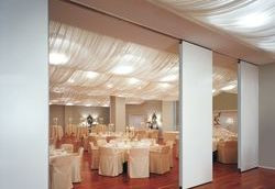 Drzwi i ścianki całoszklane Wiśniowski 