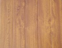 Panel Thyssen Krupp w kolorze złotego dębu o gładkiej fakturze (silk)