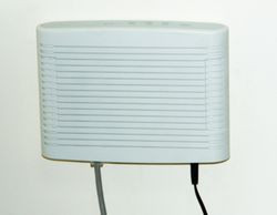 Serwer odbiera sygnały od wszystkich urządzeń i przesyła do sterowanych urządzeń0