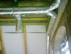 Rozprowadzenie kanałów na poddaszu, nawiew do salonu  i sypialni