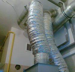 Tłumiki akustycznych, wygłuszające pracę centrali wentylacyjnej