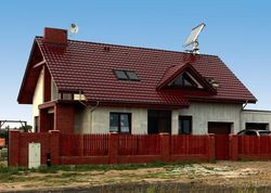 Solar obrotowy na dachu budynku