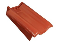 Dachówka skrajna (wiatrownica)