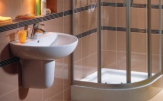 Postument. Ozdoba czy konieczność?