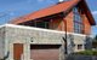 Trzy poziomy na skarpie