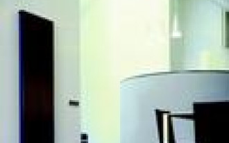 Chować pod parapet?