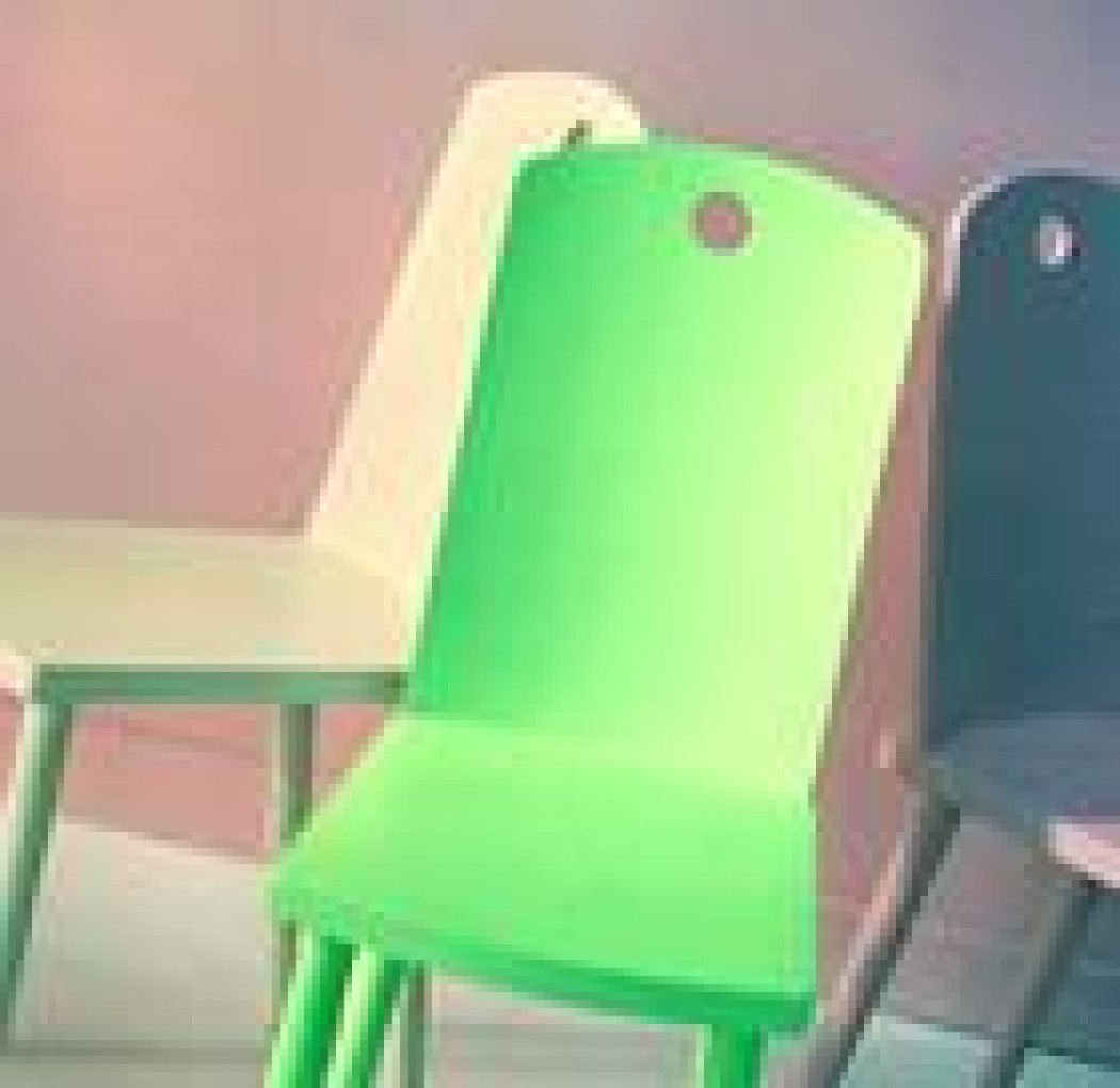 Meble i podłoga w słojach