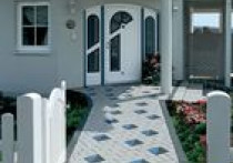 Przejdź suchą nogą. Kostka brukowa.