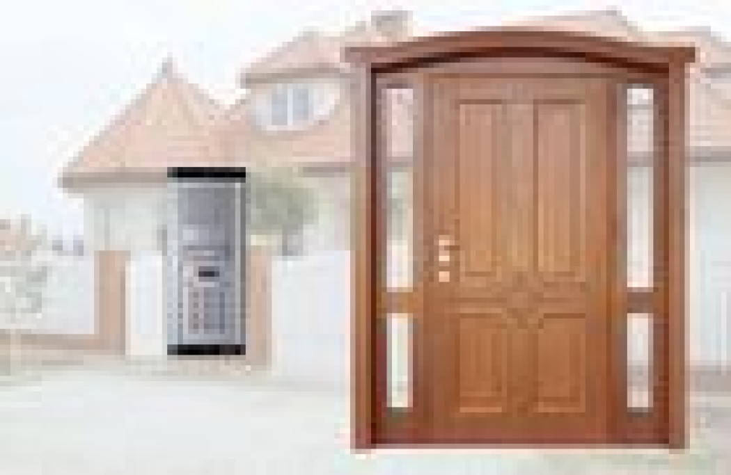 Między furtką a drzwiami