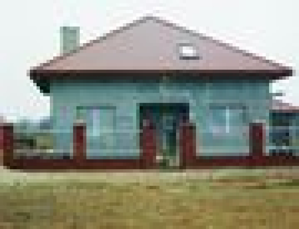 Mały, biały domek... czyli inwazja niszczycieli marzeń