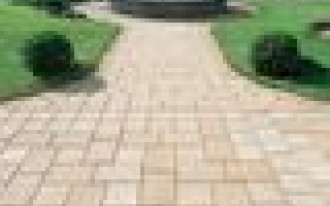 Nawierzchnie i ogrodzenia