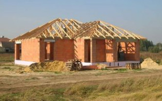 Jakie są koszty wykonania więźby dachowej?