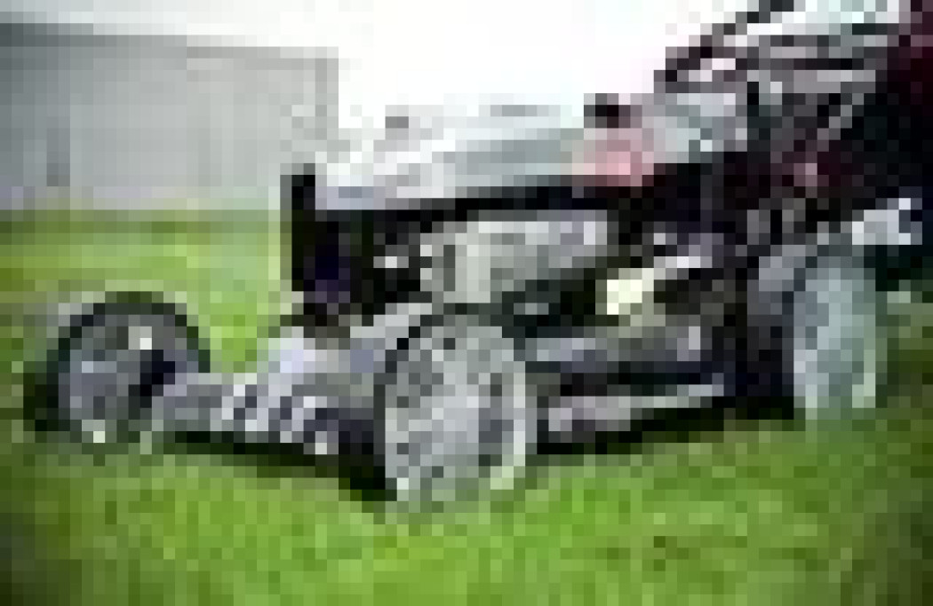 Kosiarka spalinowa czy elektryczna?