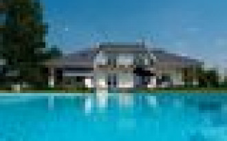 Własna pływalnia pod chmurką