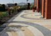 Układanie kostki brukowej